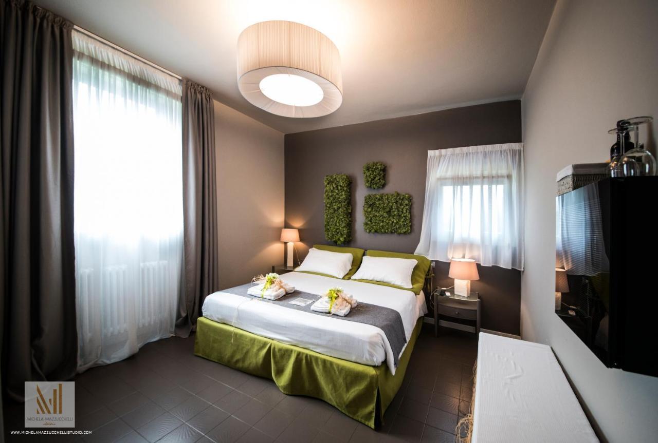 Art B&B Design Costa Volpino Eksteriør billede